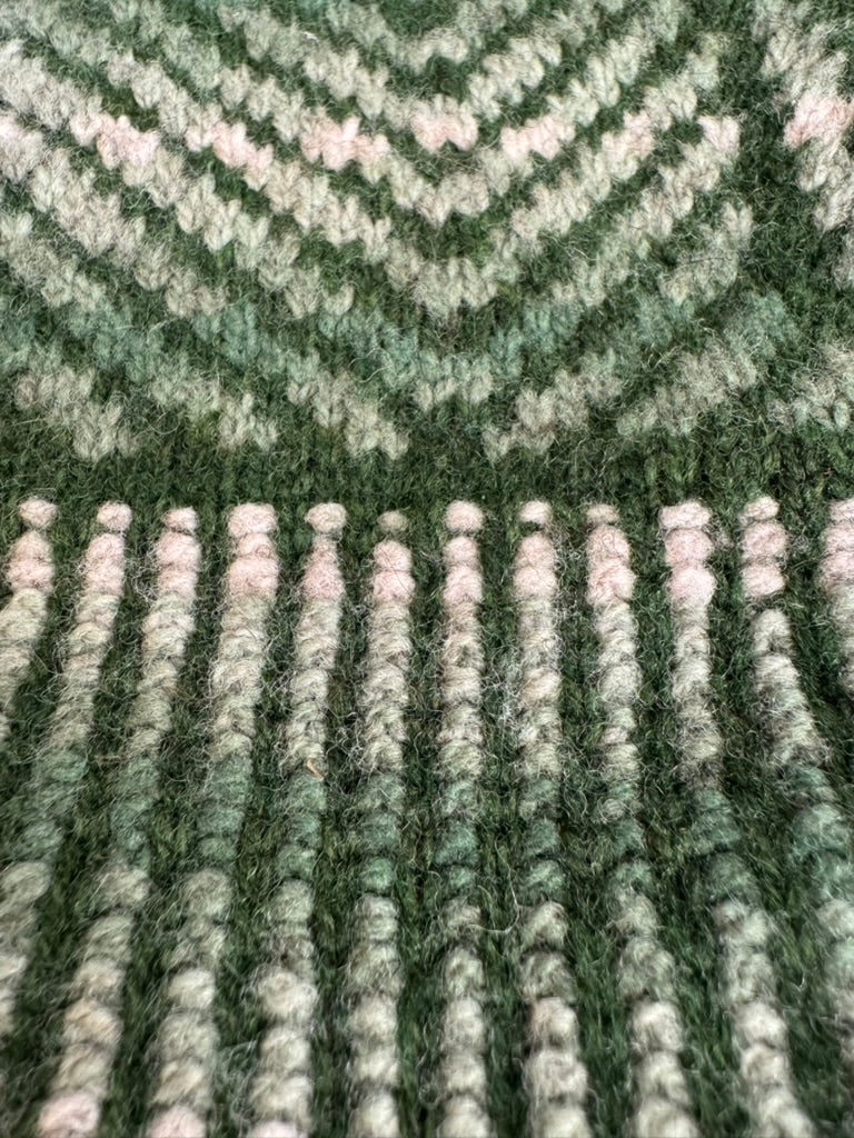 Open Circle Fair Isle Mitten Pattern by Anne Bosch