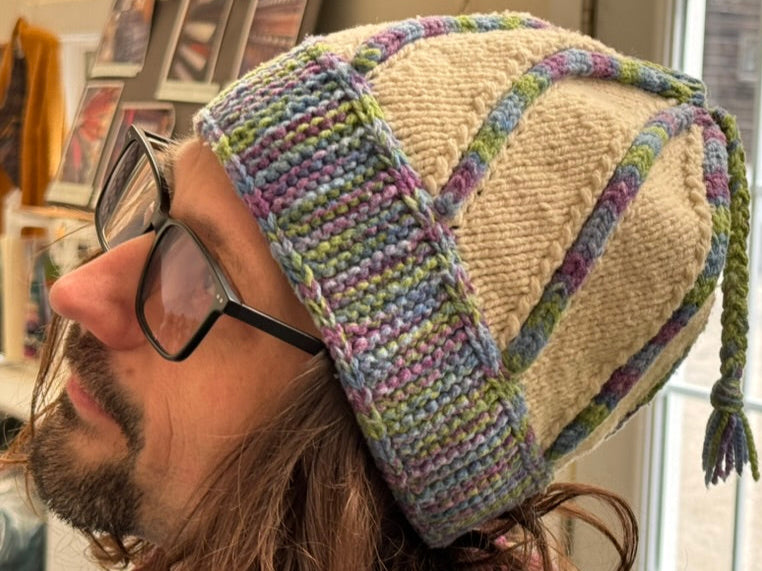 The Swirling Leaves Hat Pattern by Anne Bosch