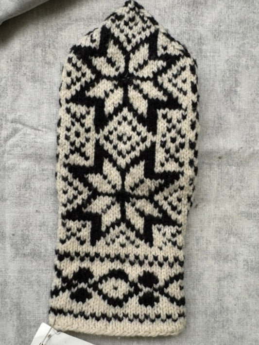 Rising Star Selbu Mittens Pattern by Sheryl Hill