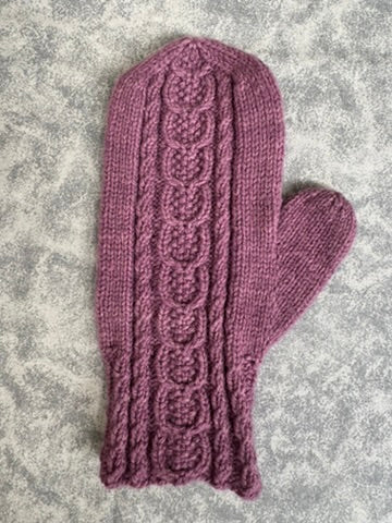 The Seed Stitch Medallion Mittens Pattern by Beth Morimoto