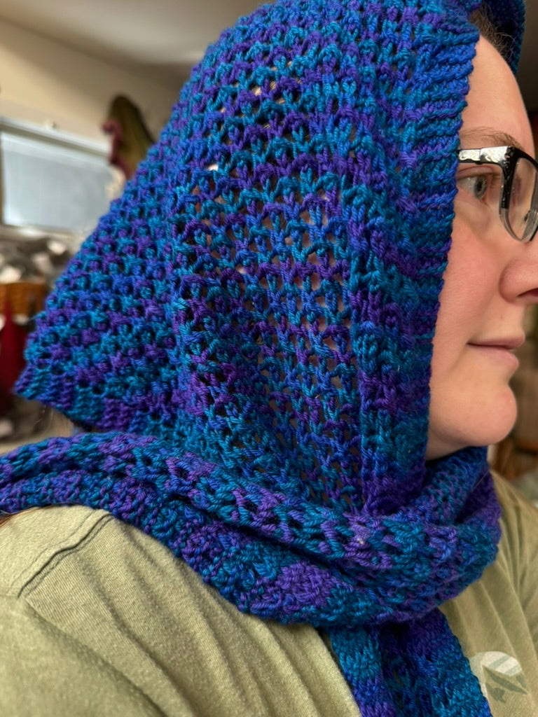 Celtic Hooded Scarf Pattern by Anne Bosch