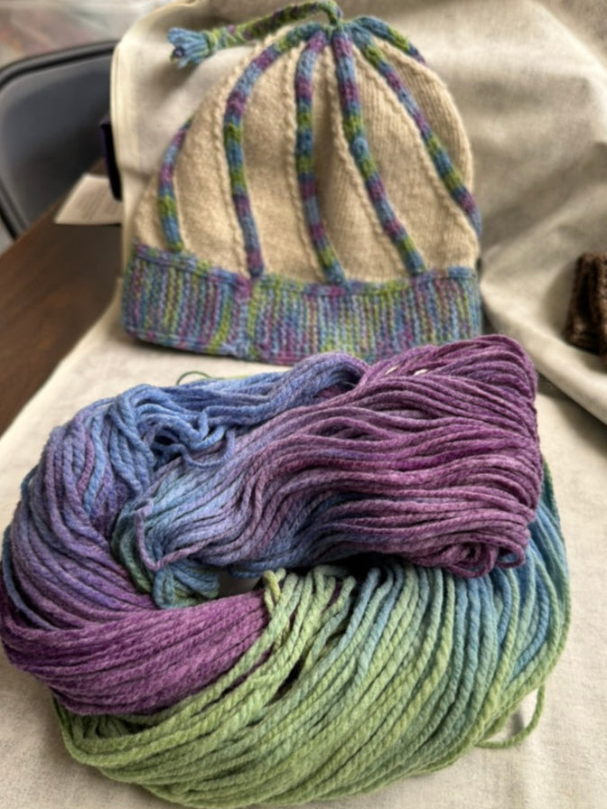 The Swirling Leaves Hat Pattern by Anne Bosch