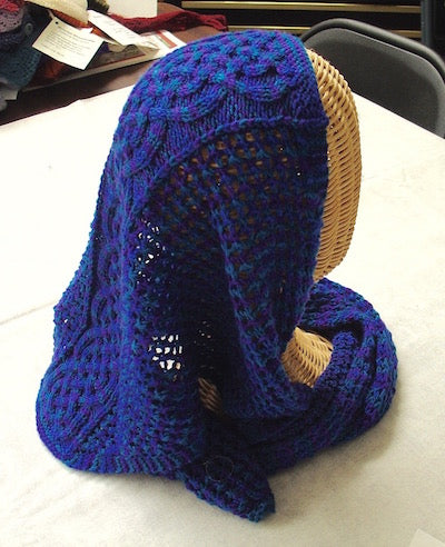 Celtic Hooded Scarf Pattern by Anne Bosch