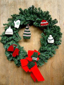 The Mini Hat and Mitten Ornaments Pattern by Beth Morimoto